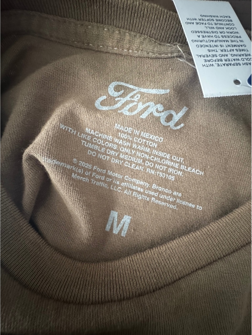 Ford Bronco Men’s Medium Brown Mountain Graphic T-Shirt NWT - Picture 3 of 5